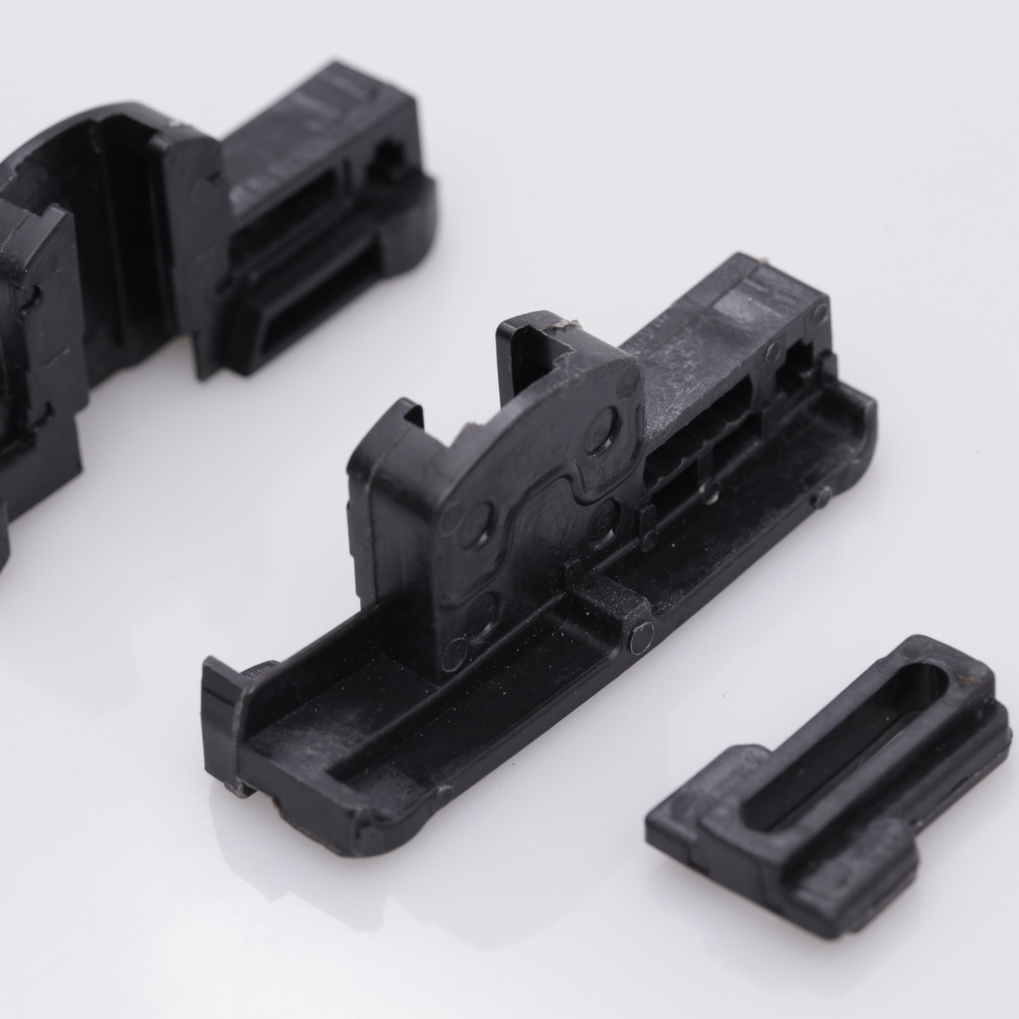 Sunroof Part for Renault Latitude 2010-24 Plastic Sunroof Clip Slideway Ceiling