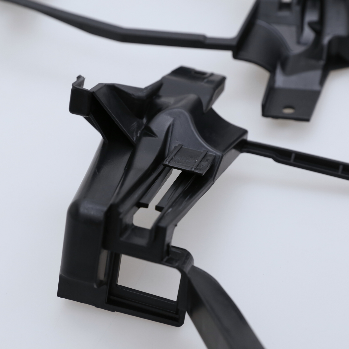 Headlight Mount Bracket for BMW E60 E61 5-SERIES Plastic Set Pair Left and Right