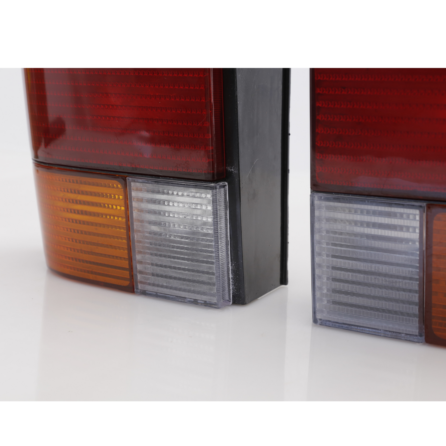 Tail Light Set Right Left for VW Transporter T4 1991-2004 701945096 701945095