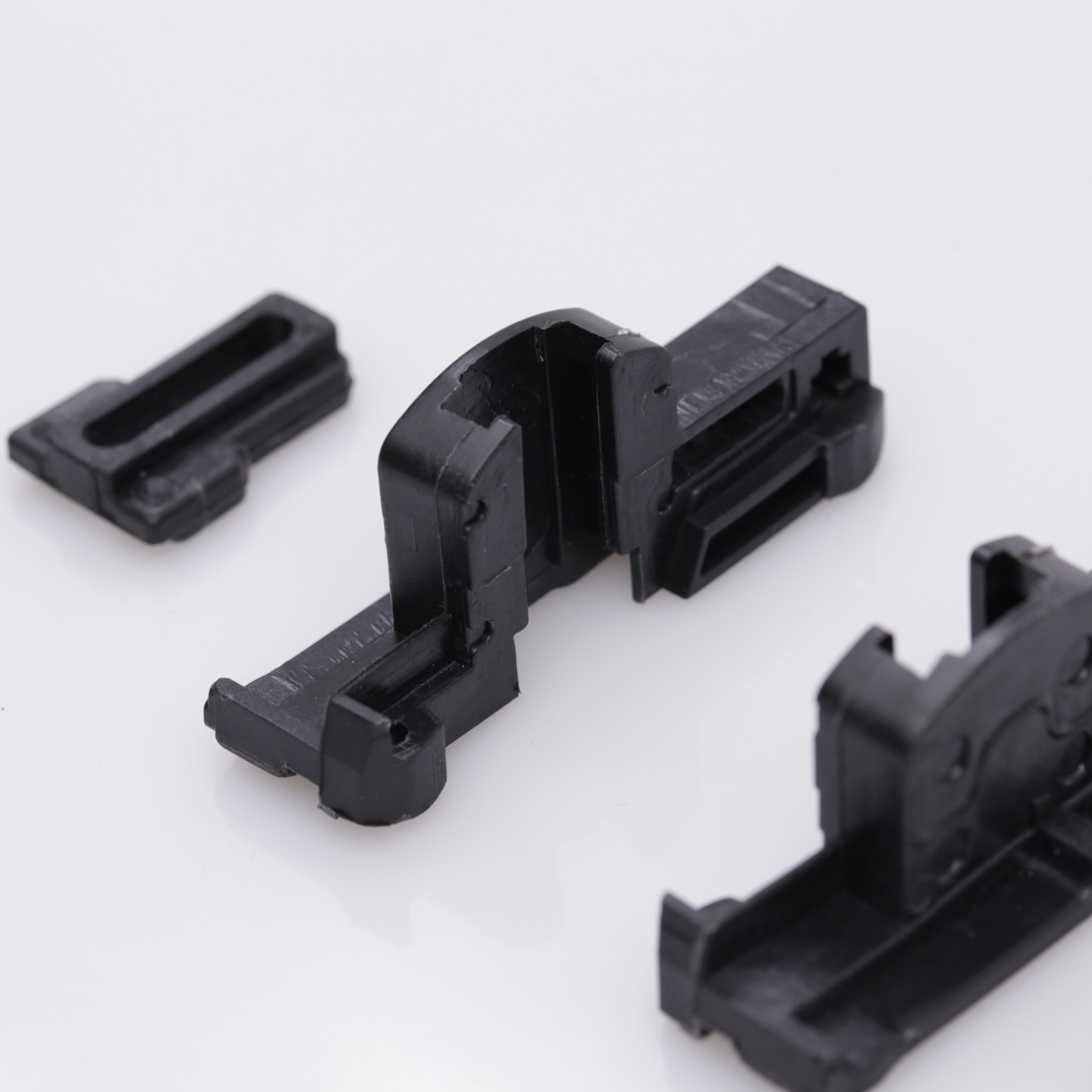 Sunroof Part for Renault Latitude 2010-24 Plastic Sunroof Clip Slideway Ceiling
