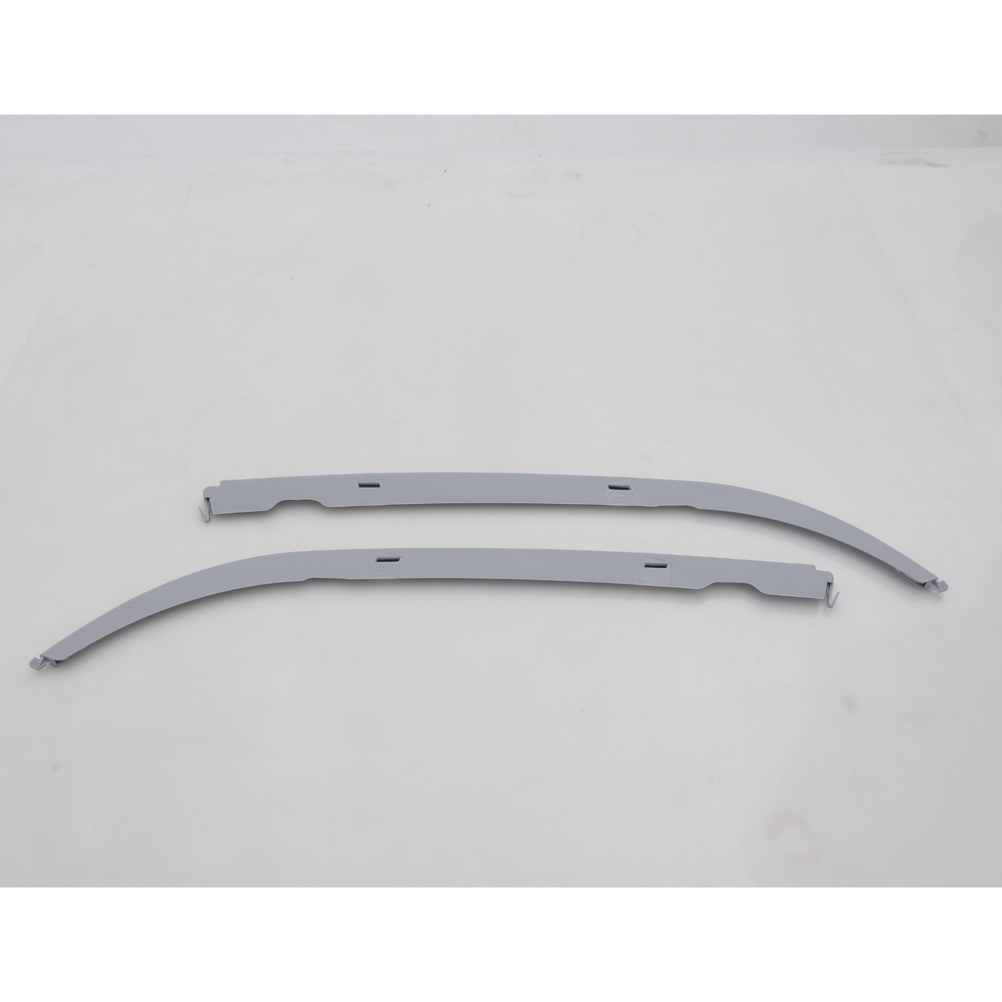 Headlight Lower Trim Left Right Set for BMW E39 1996–03 51138168809 51138168810
