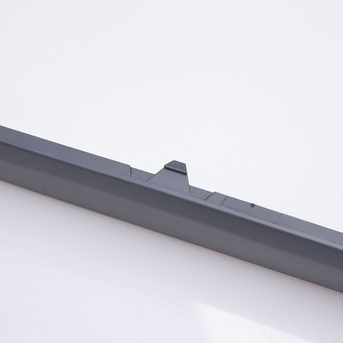 Bumper Trim Molding Rear for 2005-2008 BMW E65 Left- Right 2pcs 7 Series