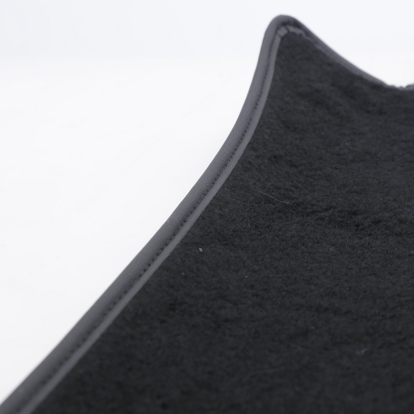 Trunk Carpet Mat Floor for Mercedes W124 Sedan