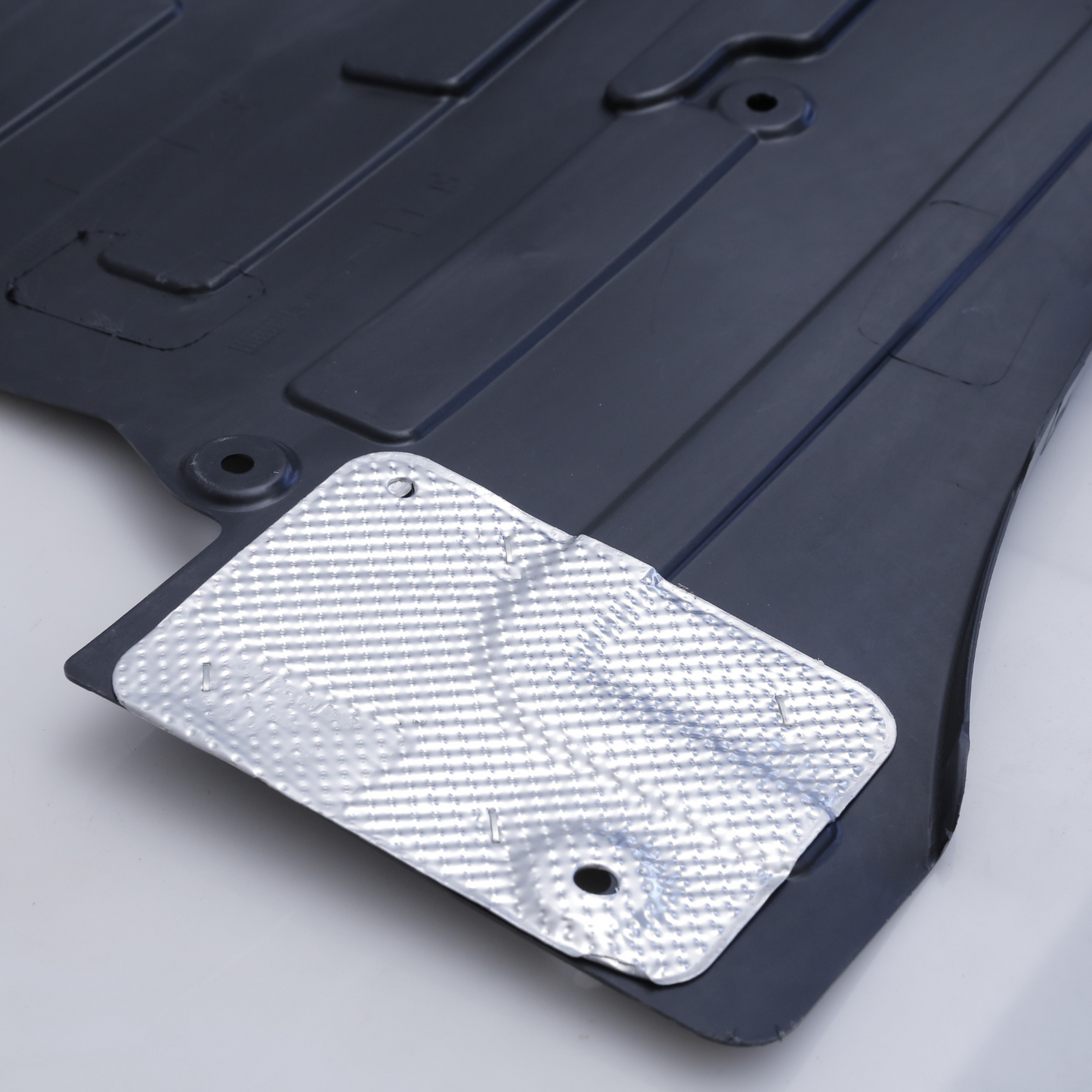 Engine Splash Shield Undertray for BMW X4 F26 2014-2018 OEM 51757213662