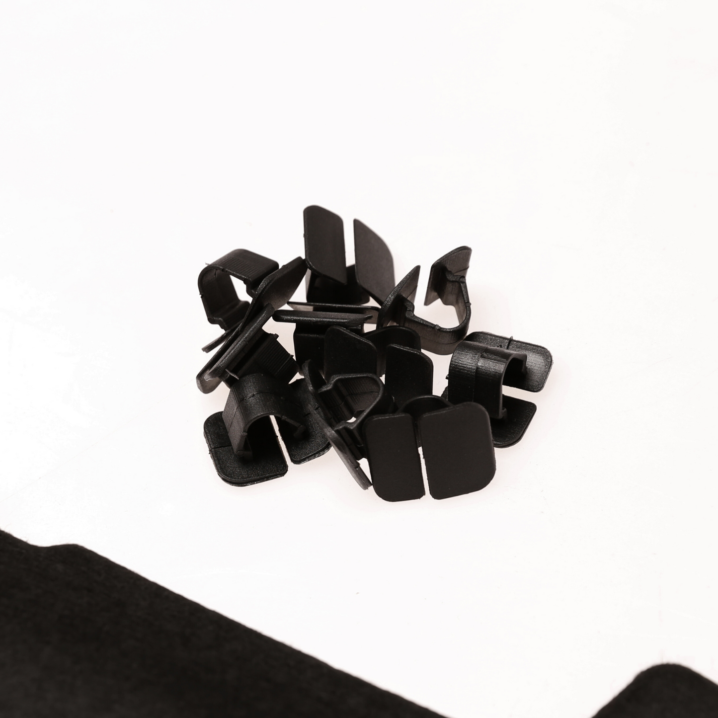 Hood Insulation Pad with Clips for Audi Q5 Hood Panel 2017-22 Engine Heat Shield