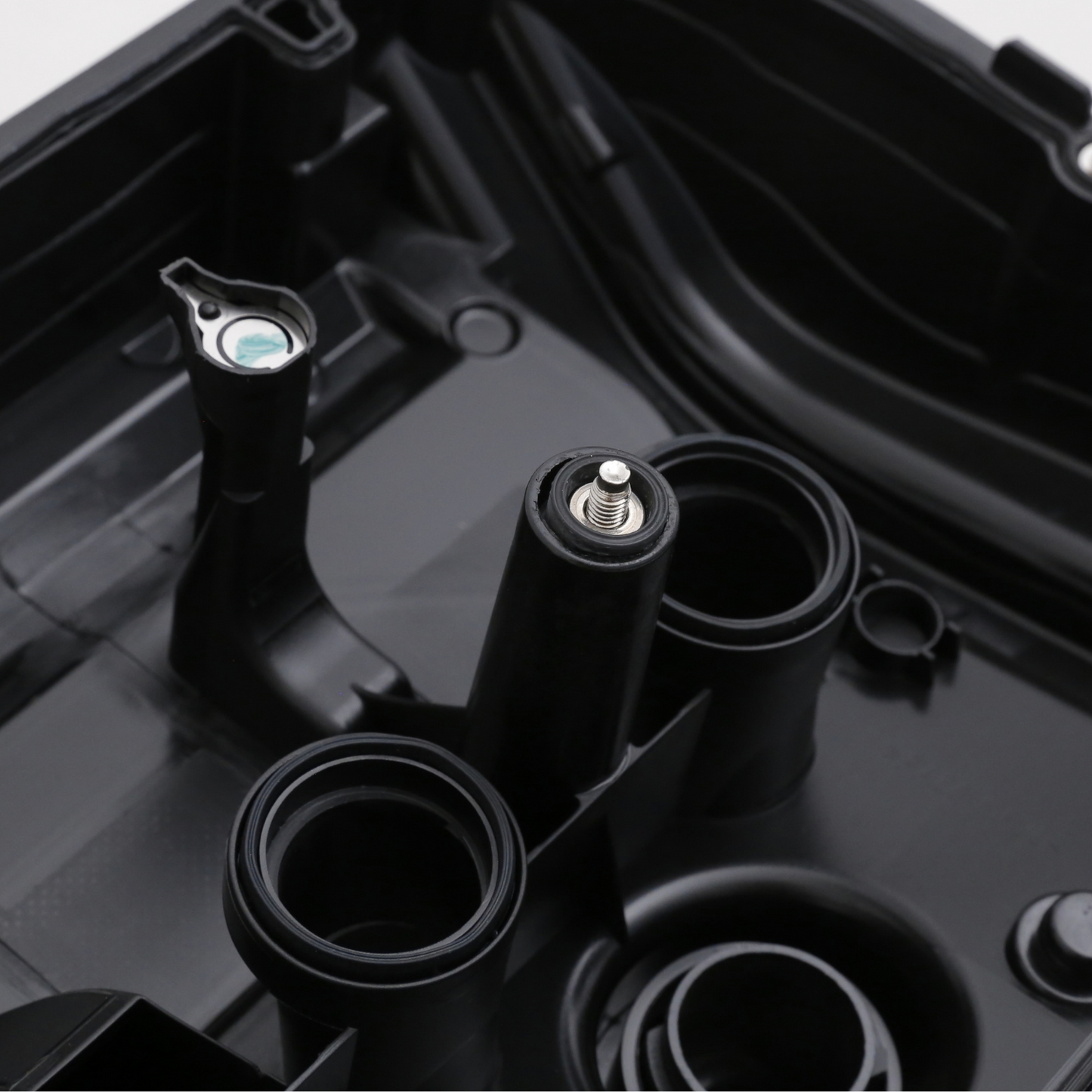 Engine Valve Cover with Gasket for BMW F20 N13 Engine 11127646553 11127601863
