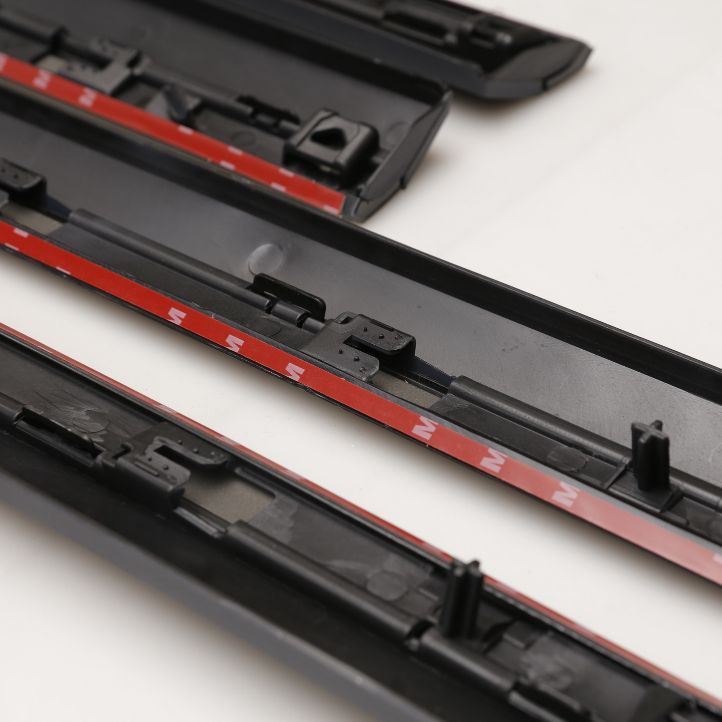 Volkswagen Passat B8 3g 2015–2019 Lower Door Moulding Trim Set 4pcs