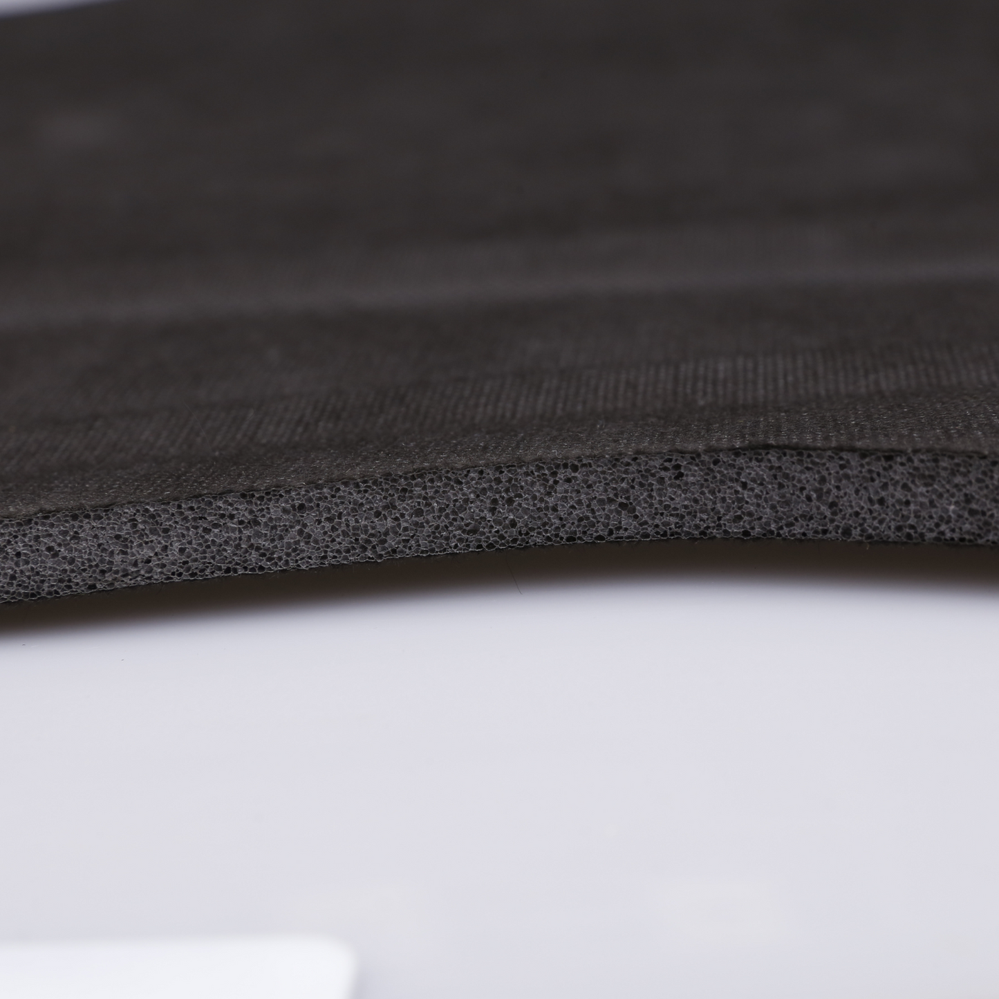 Hood Insulation Pad for Mercedes-benz W211 E200 Kompressor E-CLASS Pad /Clips