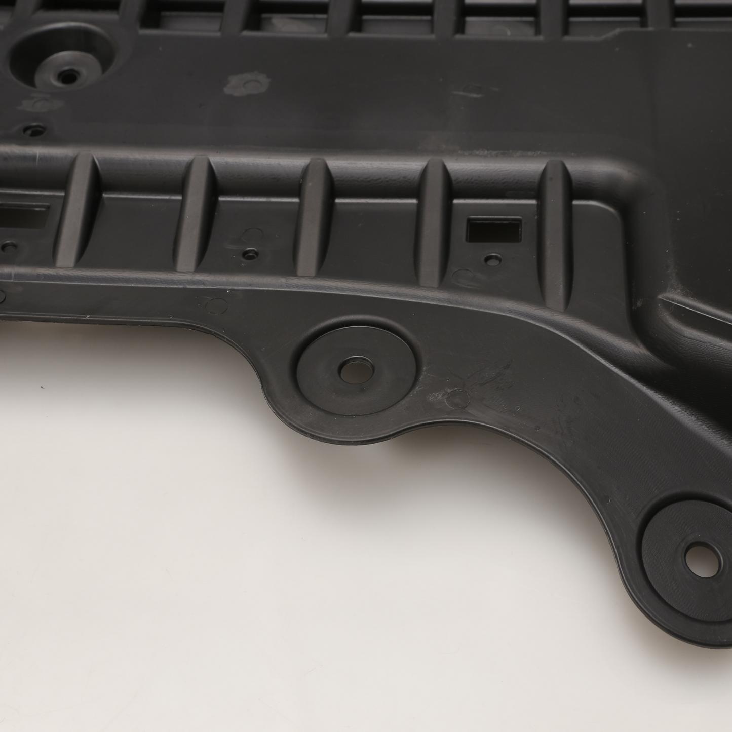 Mercedes W221 Front Engine Splash Shield Undertray Belly Pan Cover