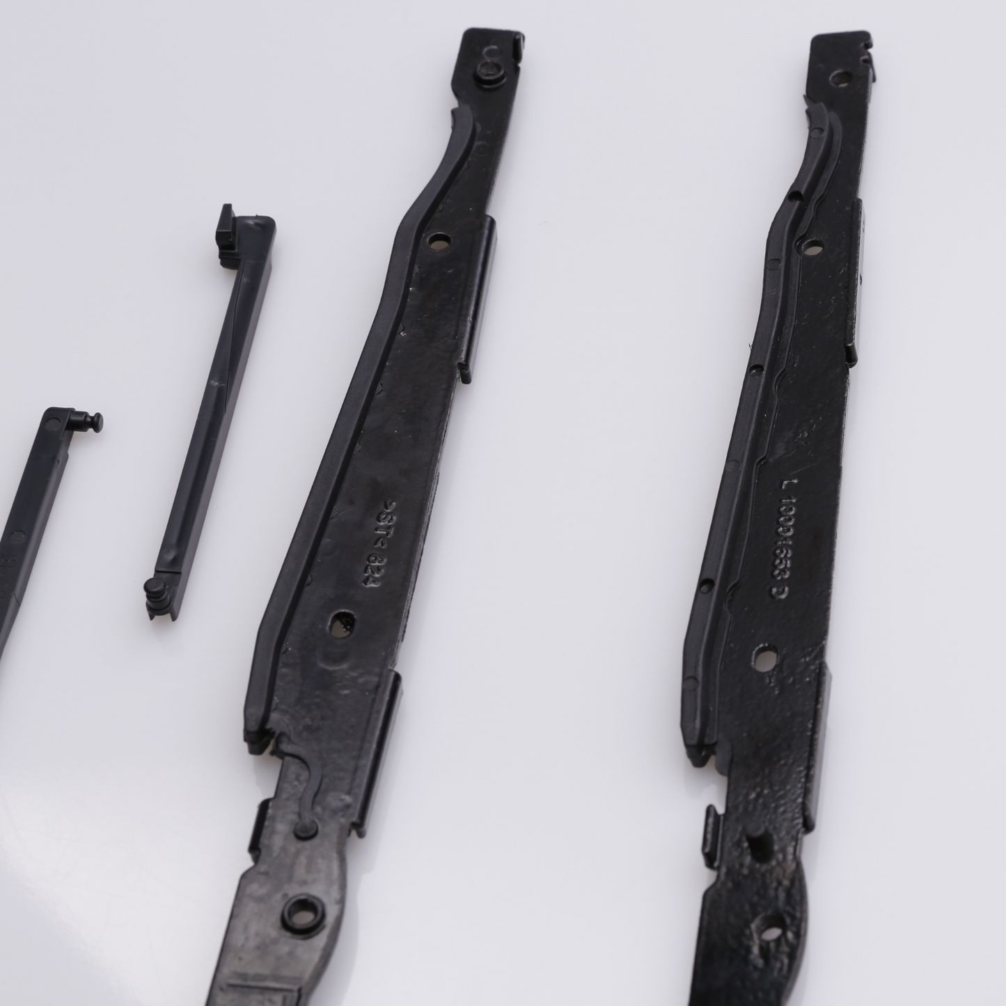 Sunroof Rails for BMW X3 E83 X5 E53 Sunroof Slide Rails Bracket Panoramic Roof