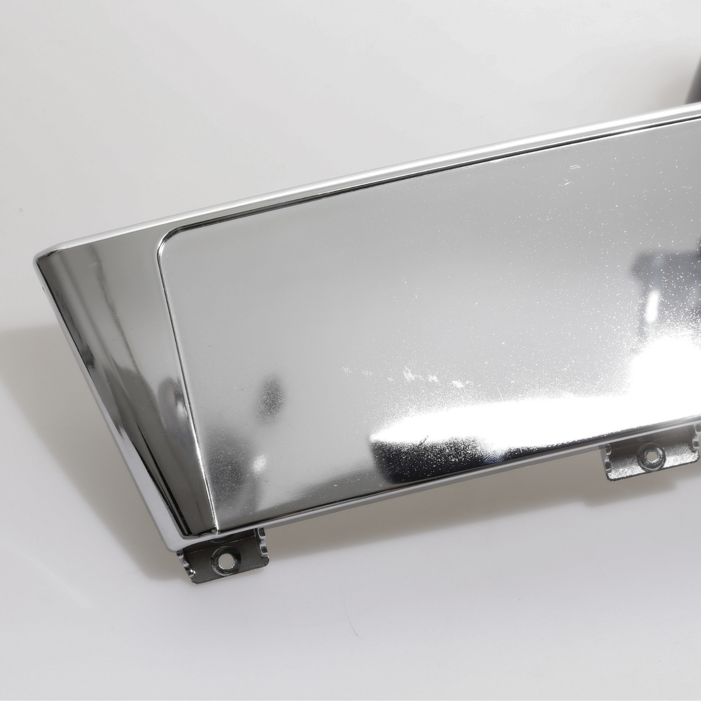 Audi A3 8p Front Bumper Number Plate Backing Polished Chrome 8P4807285G