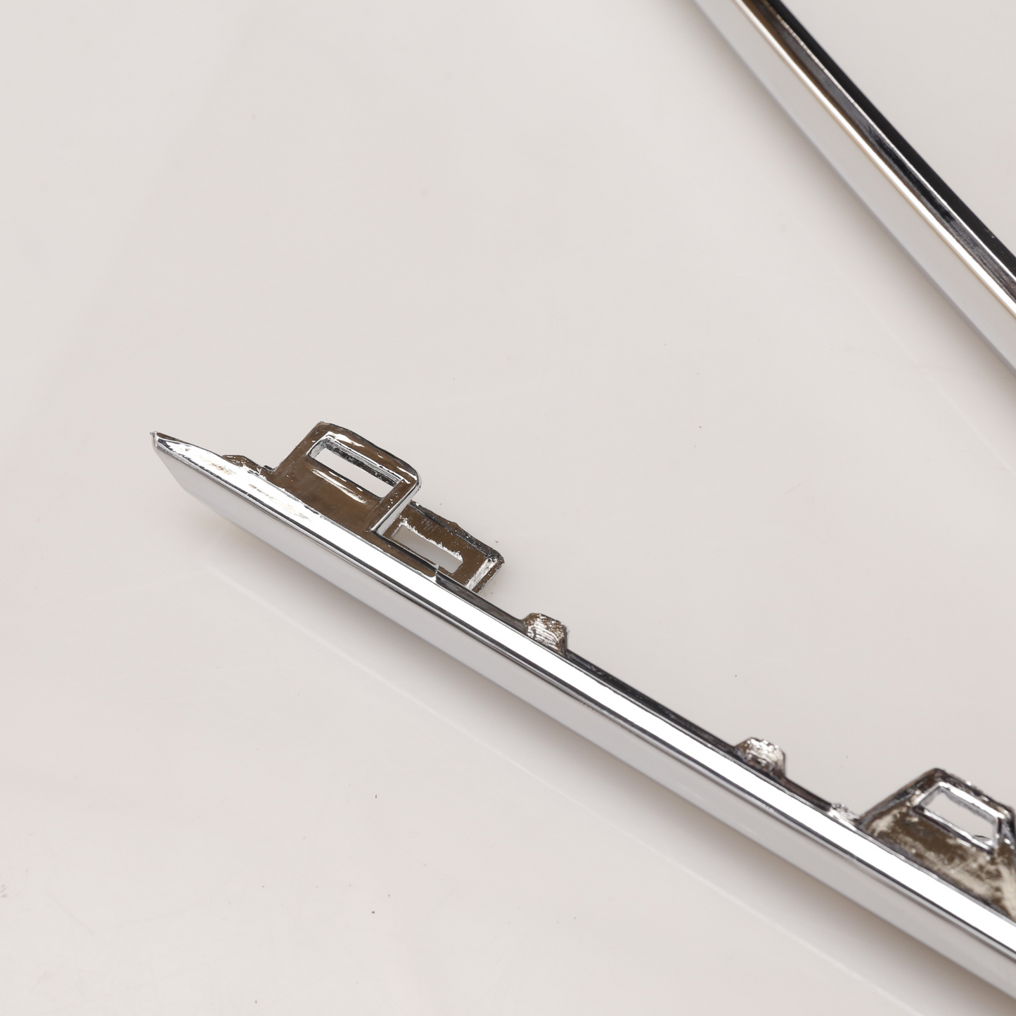Rear Bumper Chrome Trim Strip for Volkswagen Passat B6 2006–2011 Left + Right