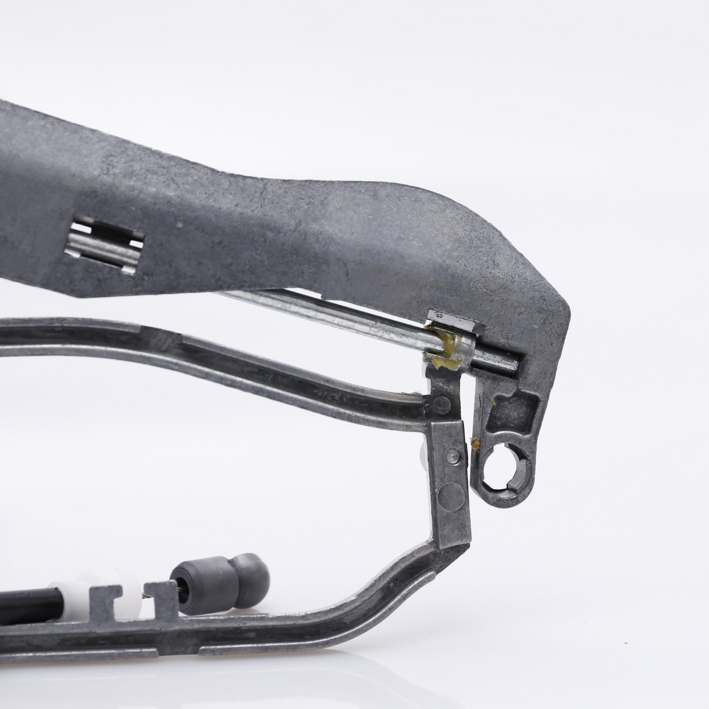 BMW X5 E53 Door Handle Carrier Driver Side Front Left 1pcs