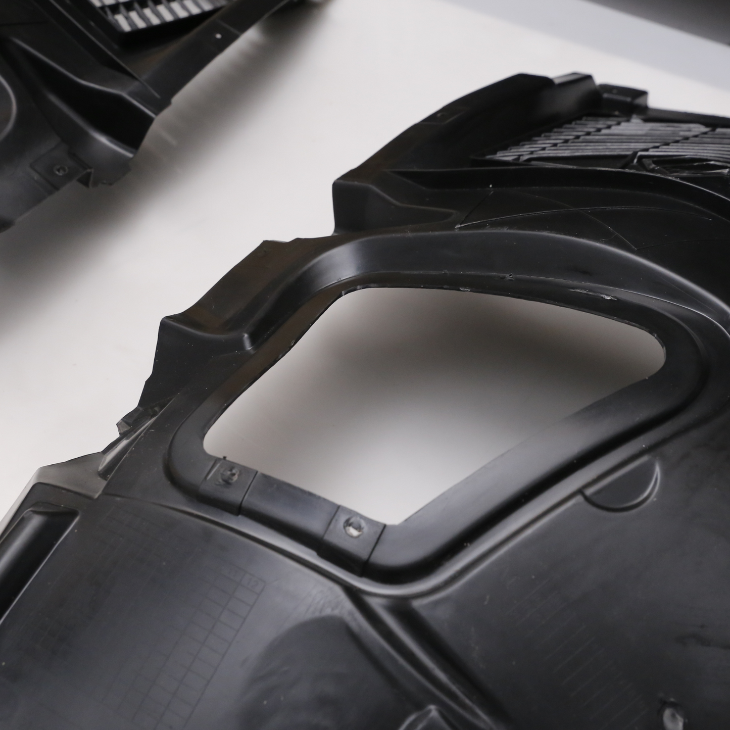 BMW F11 Front Fender Liner 2009-13 Splash Shield Set 51717186727 51717186728