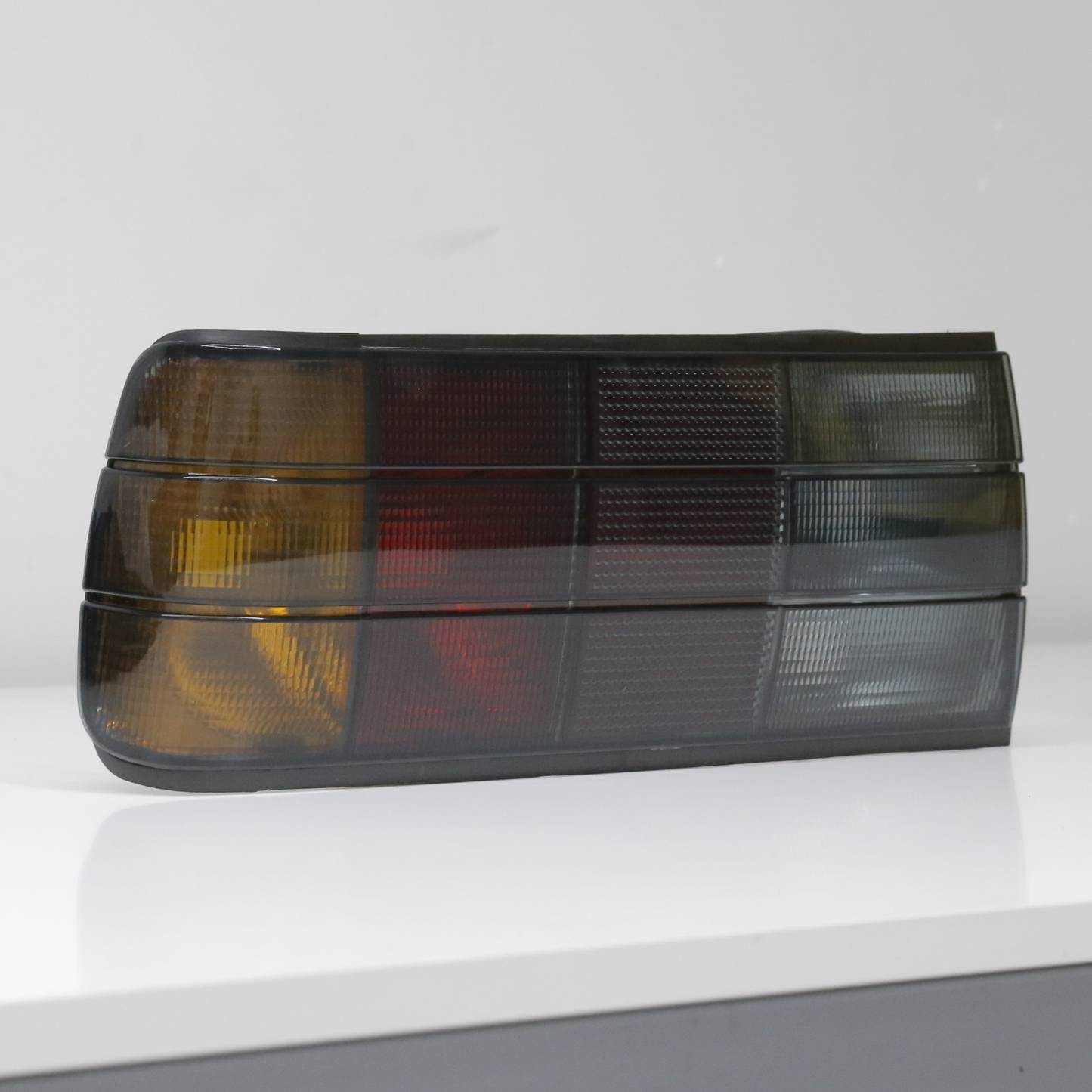 Rear Tail Light Left Right Set for BMW E30 Sedan Coupe 1988-1991 63211386941