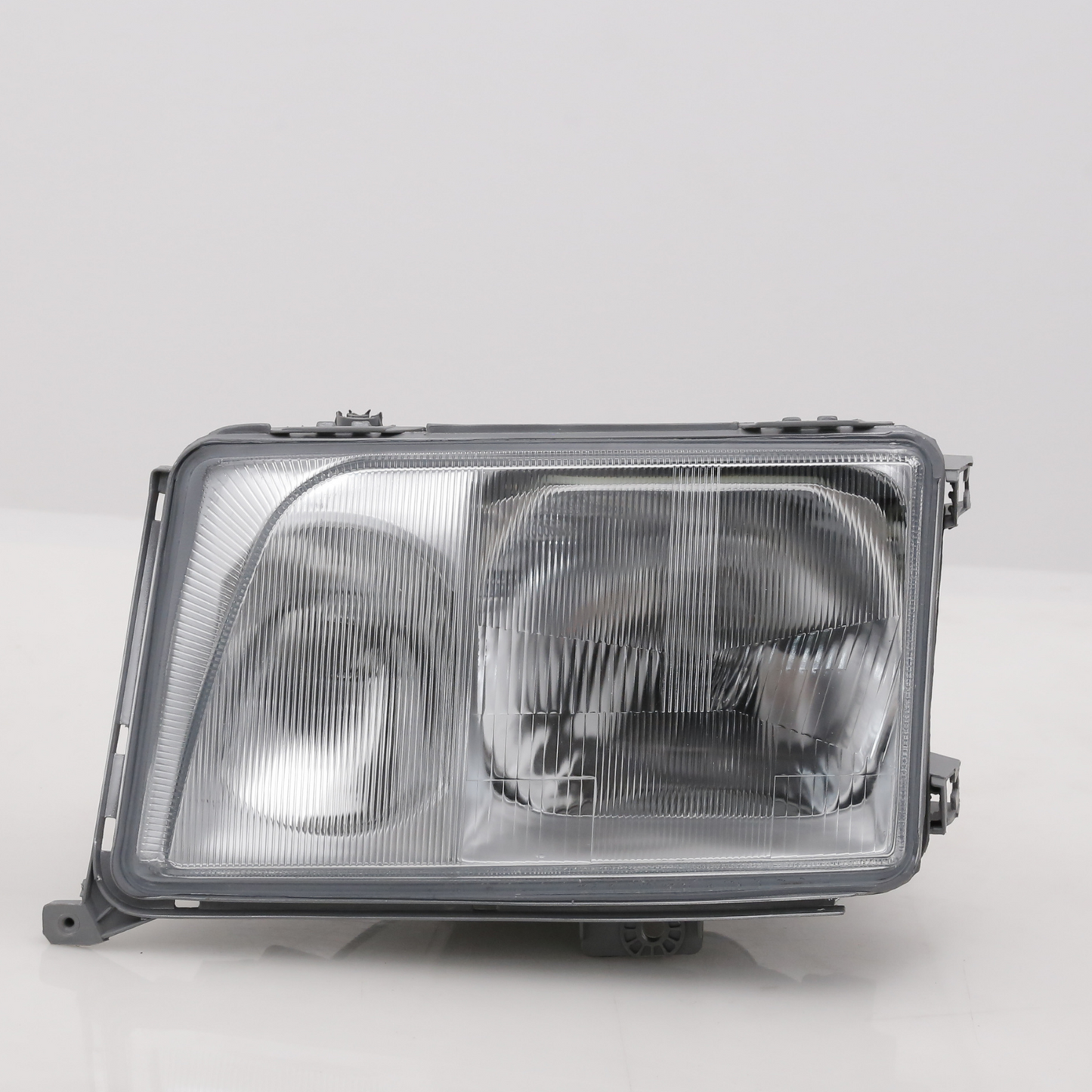 Headlight Assembly Left Right Set for Mercedes W124 93-95 1248203357 1248203457