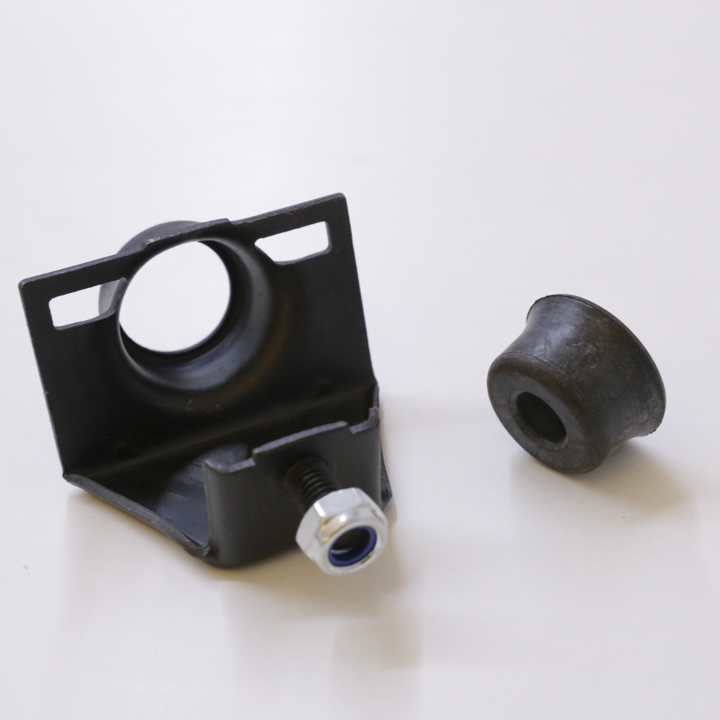 Manual Transmission Shift Bushing for E34 1987-1996 OEM 25111220707
