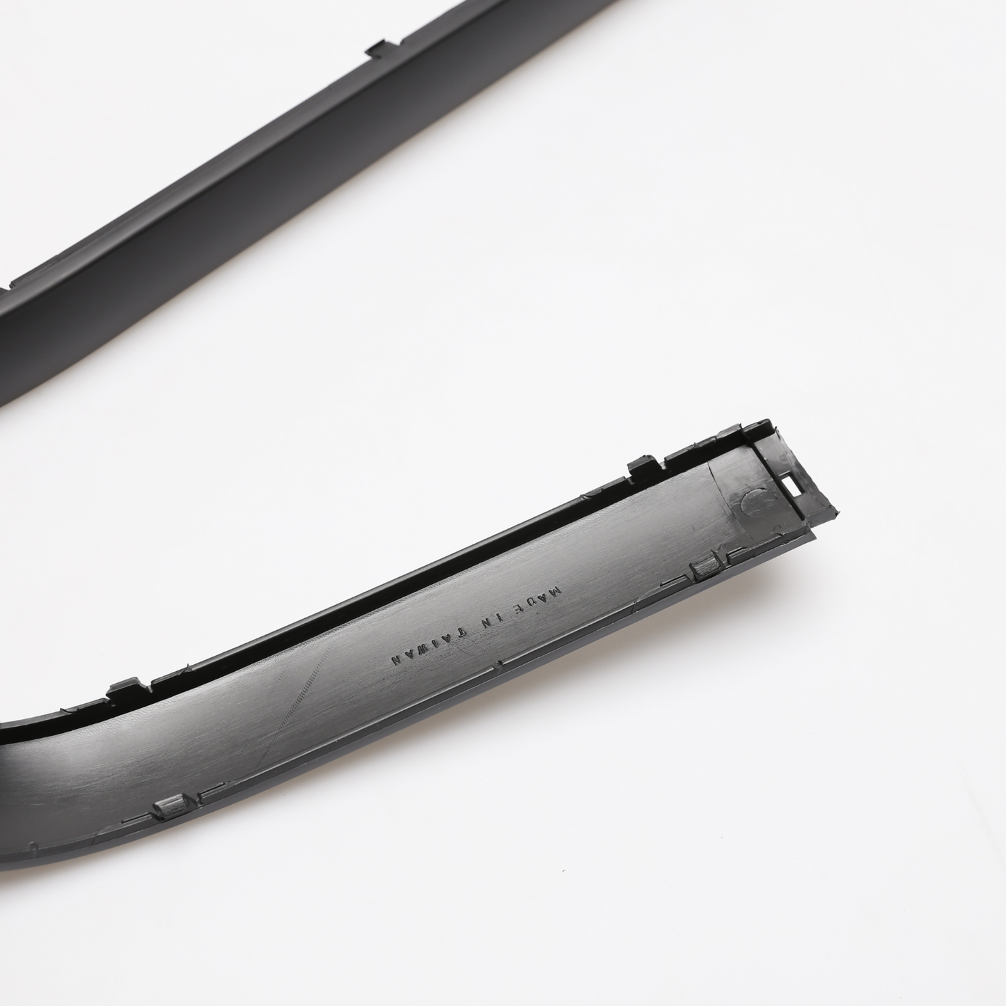 Front Bumper Strips for BMW E36 1990-1994 Front Bumper Moulding Trim Pair L + R