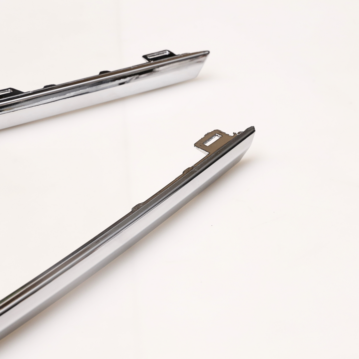 Rear Bumper Chrome Trim Strip for Volkswagen Passat B6 2006–2011 Left + Right