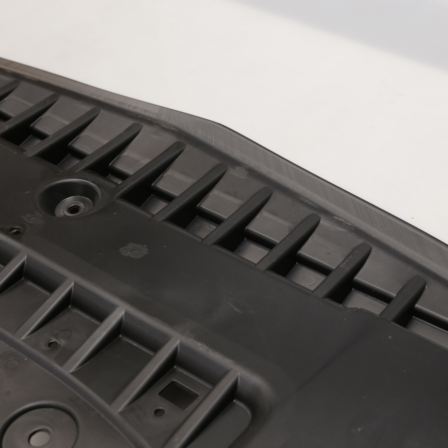 Mercedes W221 Front Engine Splash Shield Undertray Belly Pan Cover