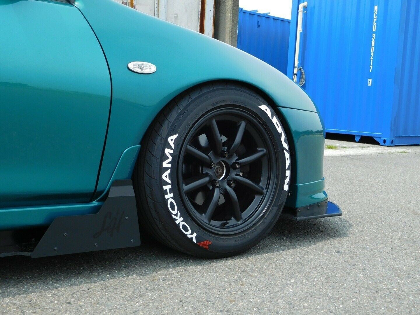 Yokohama Advan Tire Sticker for 15''-24'' Wheel 1''
