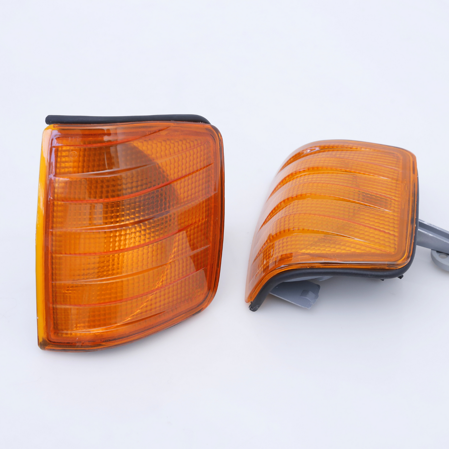 Turn Signal Assembly Yellow Left Right for W201 1982–1993 2018260143 2018260043