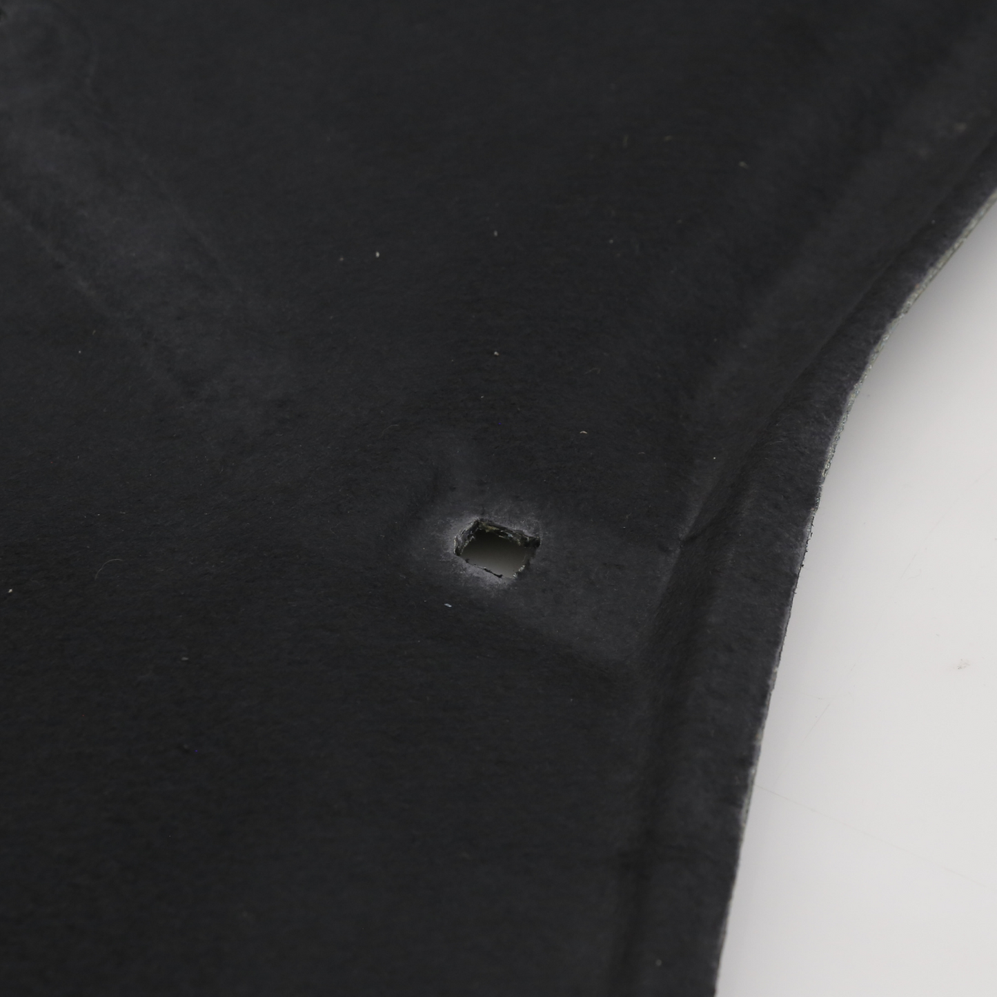 Insulating Engine Compartment Hood for VW Polo 2006-2010 6Q0863835C