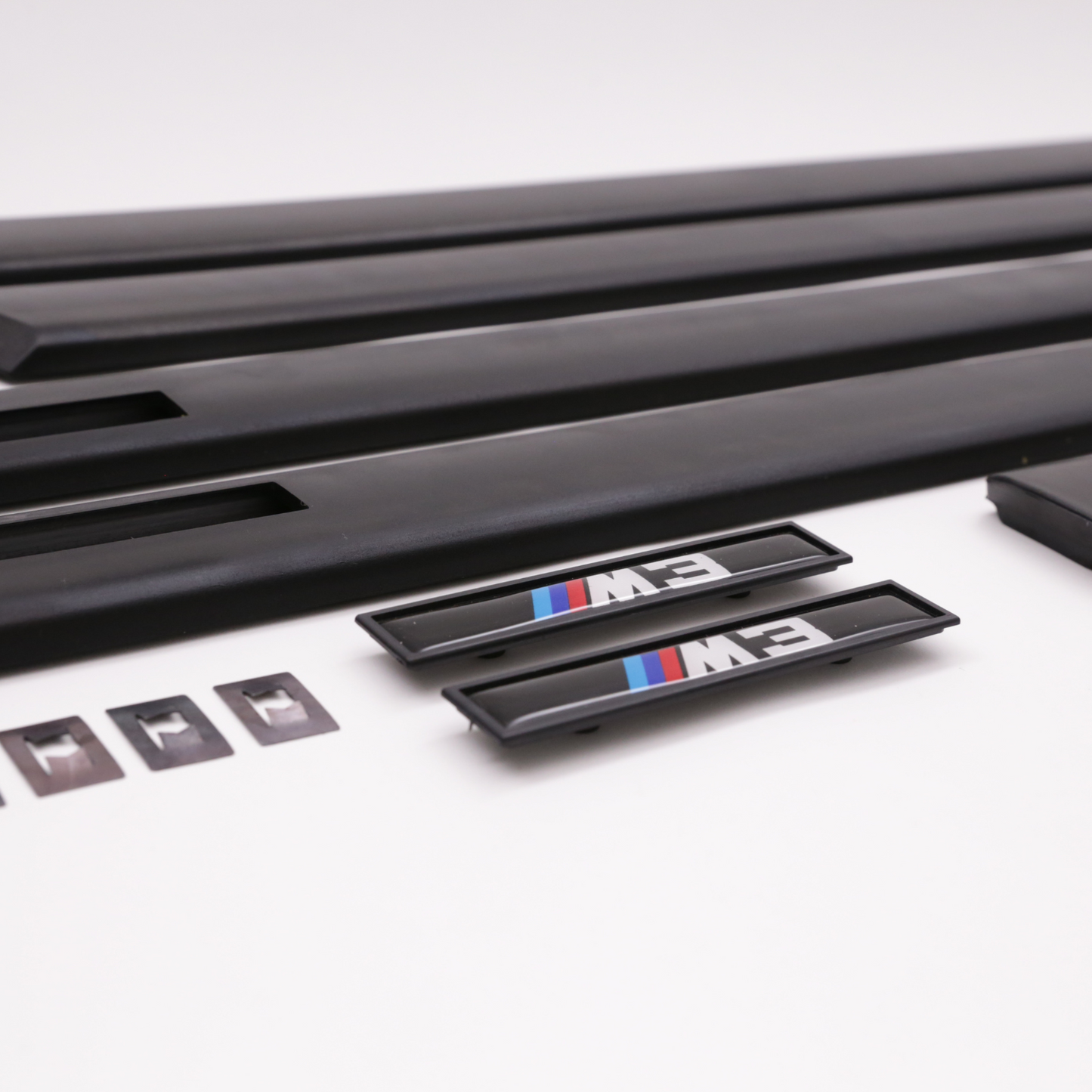 Body Side Moulding Trims for BMW E36 Touring 1995-1999 M Style Set 6pcs Clips